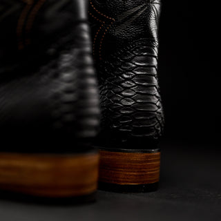 Midnight boot and belt combo