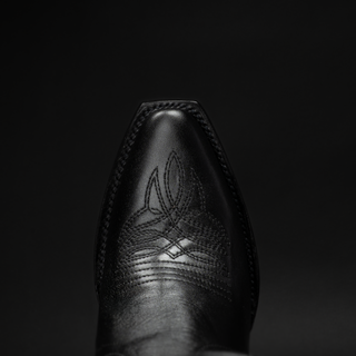 Women's Savage Belle Snip Toe Boot